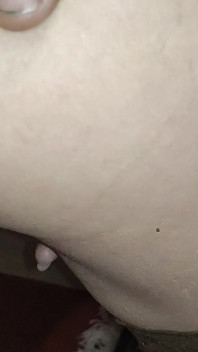 Une fille des neiges se fait sodomiser