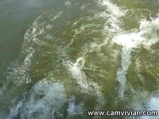 Camvivian: Spreading my wet pussy on a boat