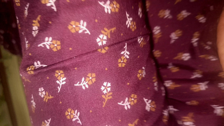 Ilakkiya: Chenniai Jízda v domácnosti se sexy kouřením