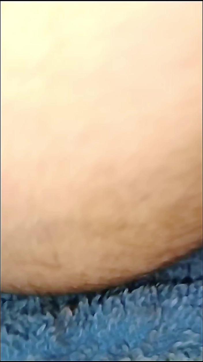 Lily & Theo: Esposa Codiciosa Explora Nuevos Juguetes Sexuales (video Completo)