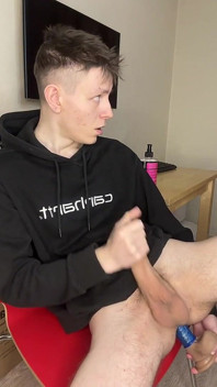 18 and Horny: Twink's Sticky Load Explosion
