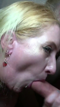 Linda lush + miss loly episches creampie-gangbang-spermaspiel