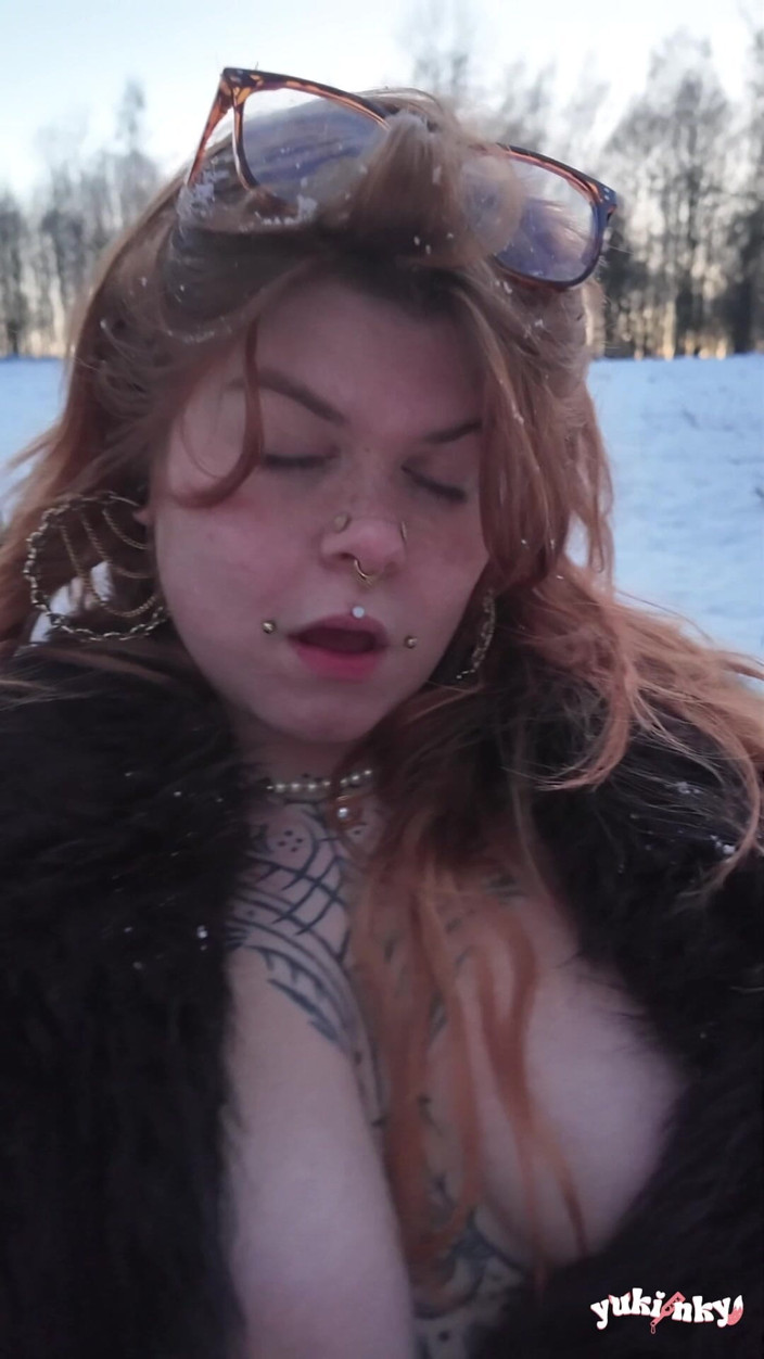 yukinky: Ich wärme seinen im Schnee