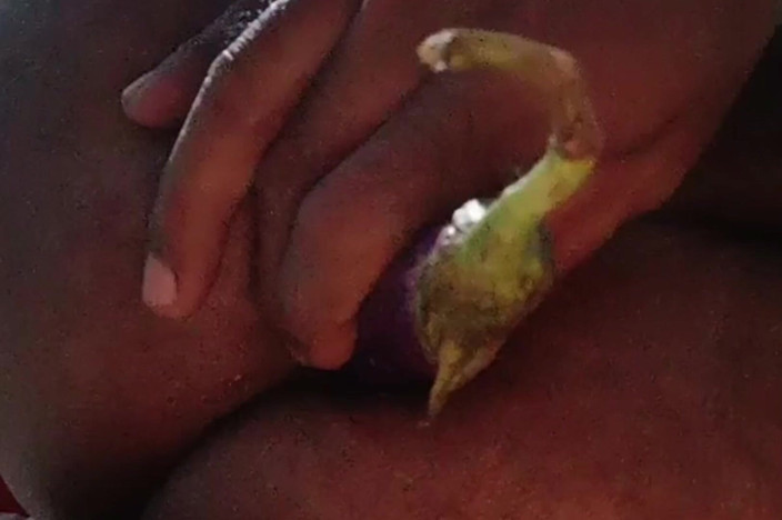 Renata Himalaya: Masturbation mit schönem loch