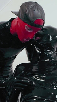 Red Edging [vooraf uitgebrachte video]