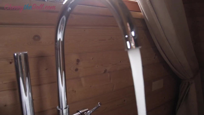 Cherry The Doll: Masa mandi mainan