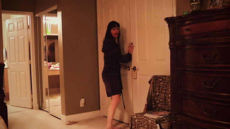 Angie Noir: Stepmom sneaks in for a taboo stepson blowjob w Angie...
