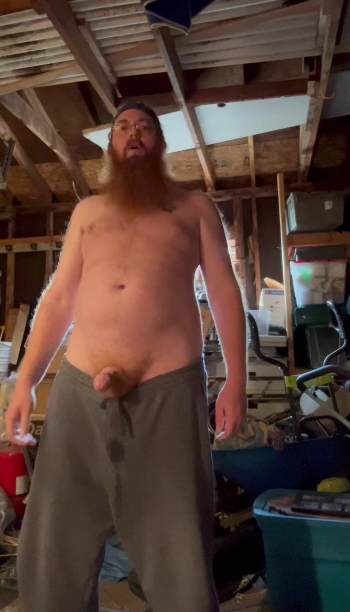 Big Baz: 오줌을 위해 필사적인