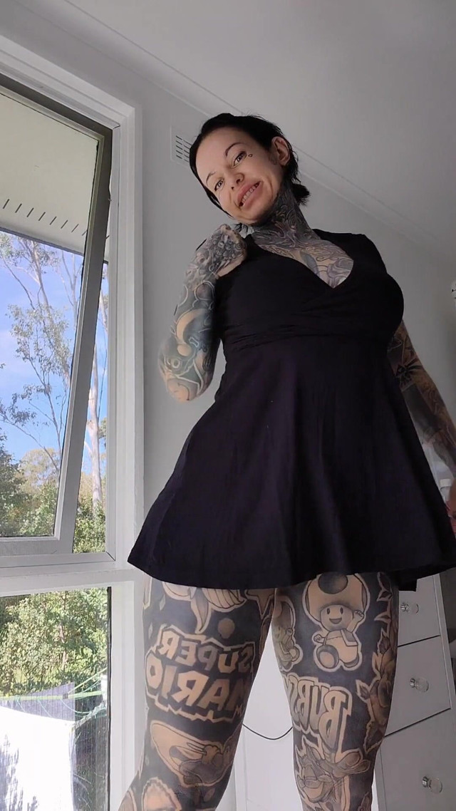 Short Dress (Melody Radford) Short Dress (Melody Radford)