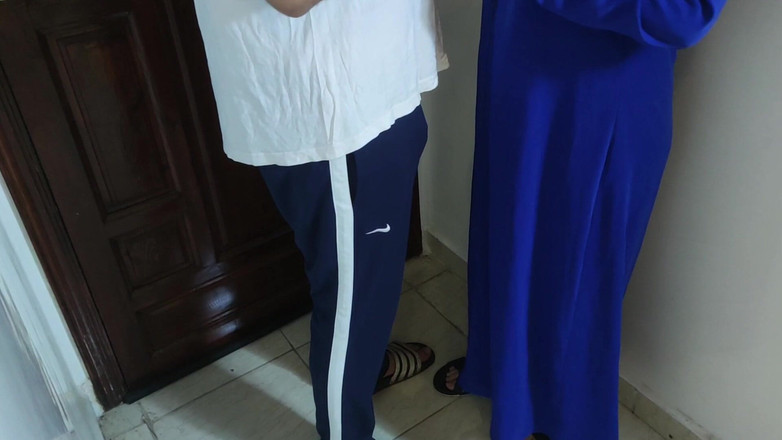 Egyptian wife cuckold: 我的妻子阿拉伯人和朋友阿拉伯绿帽男阿拉伯女郎