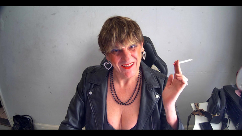 Mature Tina TV: Зріла Тіна