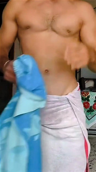 Solo Hunk Muscle