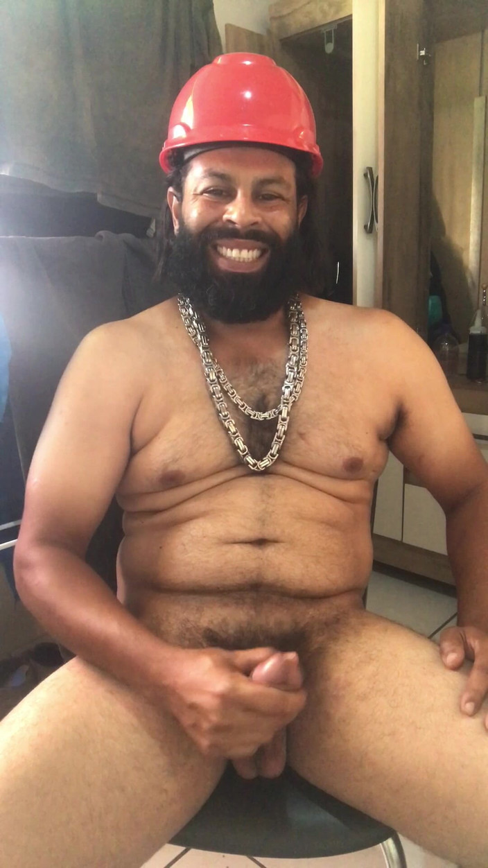 i7Bernard: Hełm i kwadrat.