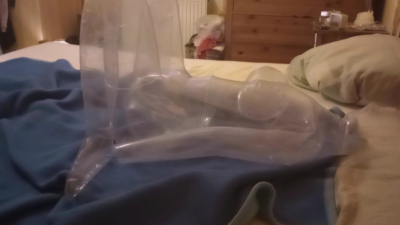 Mark Hannes: Cleardoll, трах с кримпаем, мастурбация