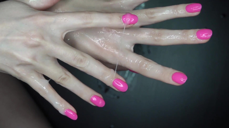 Homemade_Handjob: Stříkání na prsty