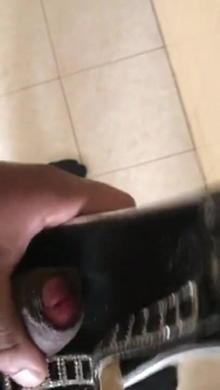 Sexy sereppu: My Wife's Sandal