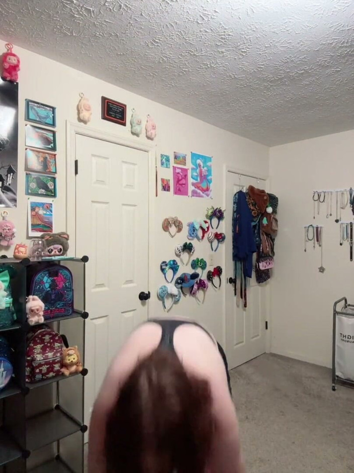 DarlingSweetheart: Ginger Beauty Sexy Trainingsroutine &amp; Strip