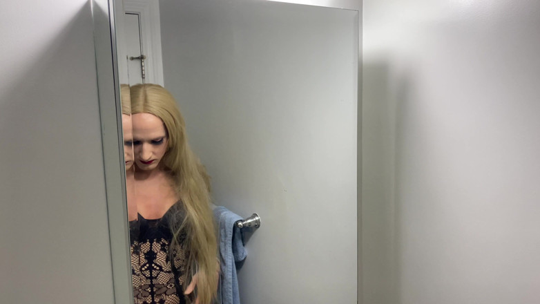 Sissy Bailey Wilde: Kompletní crossdressing transformace z muže na ženu