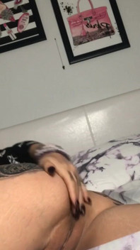 Büyük götlü bebek