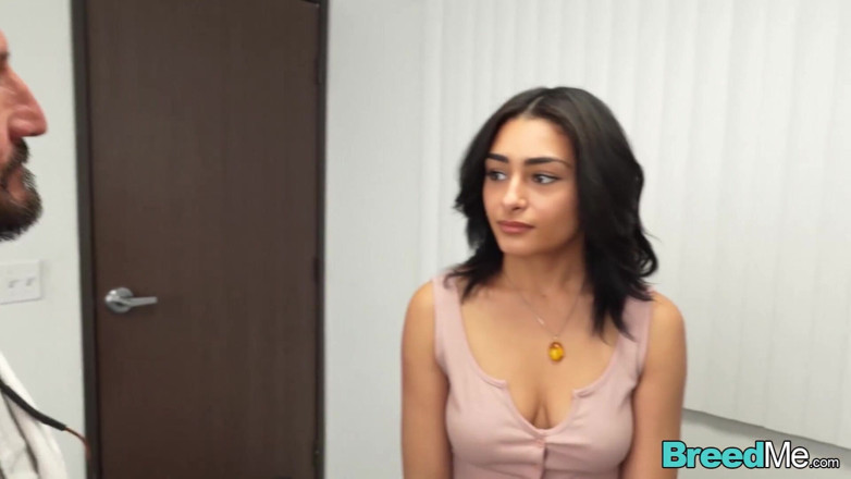 BreedMe: Prawdziwa inseminacja jebanie - Loszka Latina Vanessa Moon