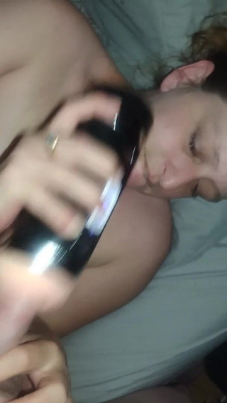 Nickyloves: Papis schwanz mit einem spielzeug benutzt