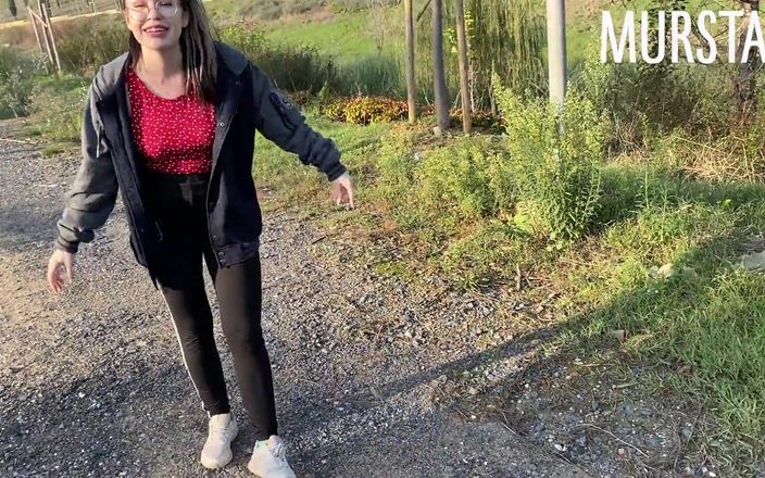 Toma Mur: Si è data ad uno sconosciuto mentre jogging nel parco