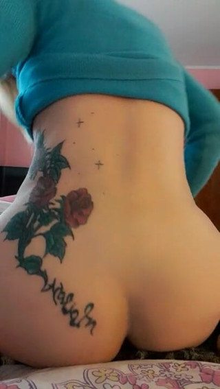 Stefany karoliny: Crown, use butt plug and masturbate, till you cum