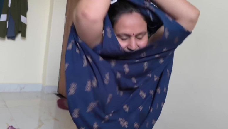 Desi chudai hub: Sperma in de mond, aftrekken en pijpen