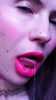 Růžový polibek na rtěnku