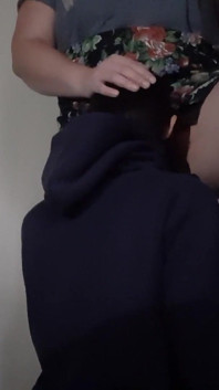 我的热辣秘书感谢我的加薪
