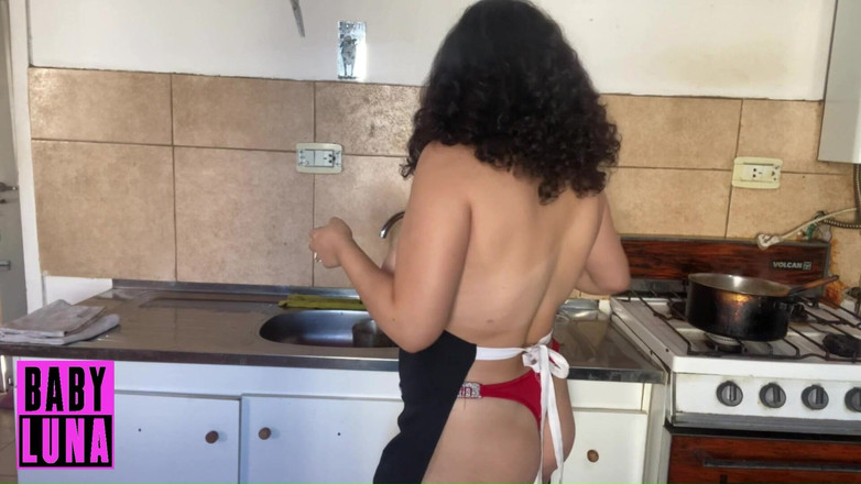 Babyluna939: Șorț numai de gătit - Flan, țâțe și mizerie dulce partea 4