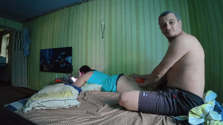 SchoolPrincess: Memek berbulu gemetar di bawah creampie besar