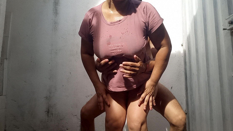 Valkyrieandluigy: Přítelkyně šuká bohaté