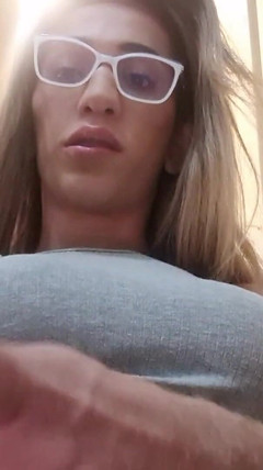 Paloma Veiga Dirty Footjob thumbnail