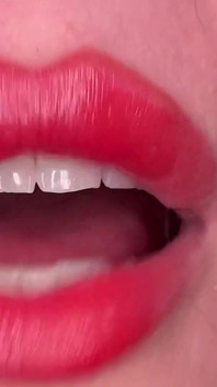 Trans Audio Porn 2 - De Rodillas - Soy Tu Dominatrix Y Estás Encerrado En Castidad
