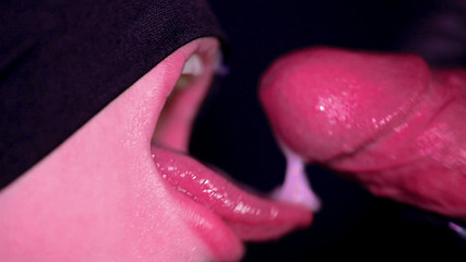 BlowjobView: Close up of My Young Stepsister Eating All My Cum...
