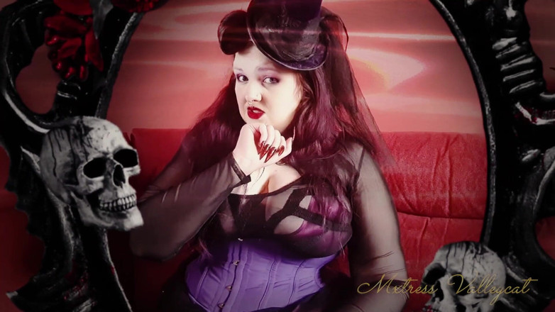 Mxtress Valleycat: Mirror Mirror