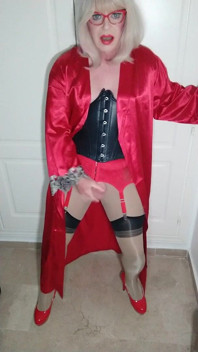 Quick Cum Crossdresser