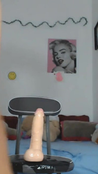 Oleoso creamy dildo ride