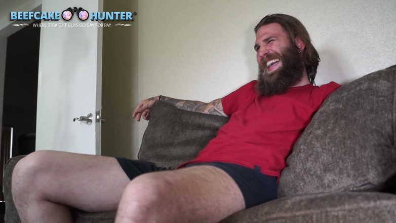 Beefcake Hunter: O motociclista hetero do estado de Washington foi atendido