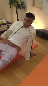 Rozžaloval tě moje zralé tělo? - Kompilace starších žen lákána mladými instruktory - část 4
