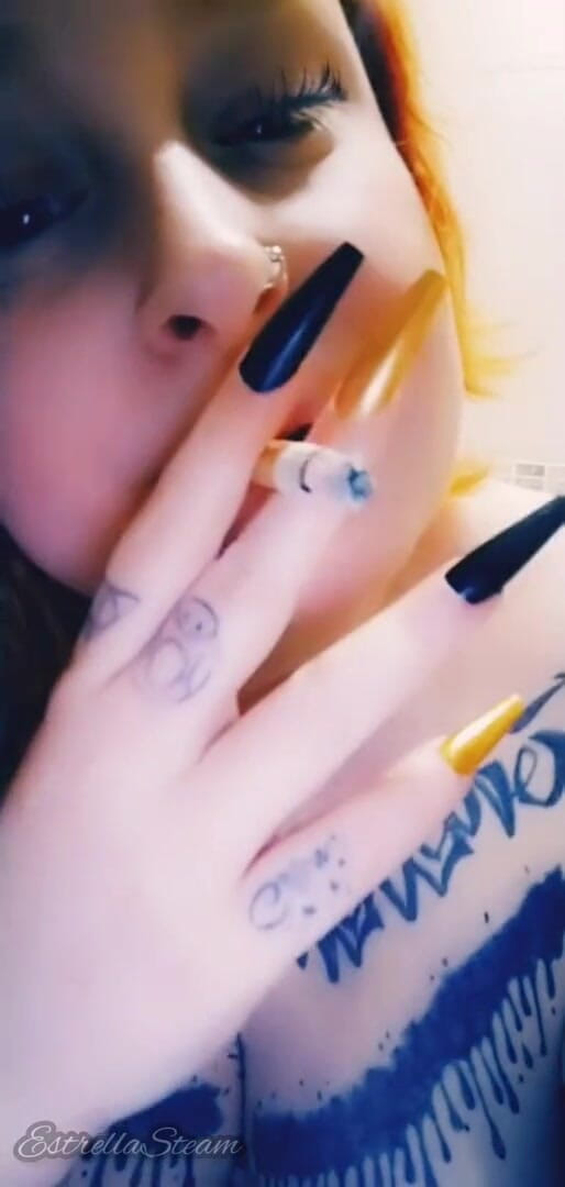 Estrella Steam: Smoking fetish and long nails NO AUDIO
