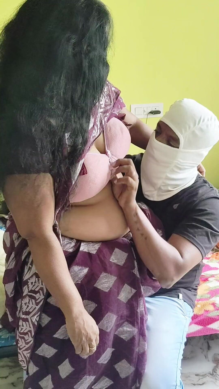 Thesana: 義理の妹がハードファック