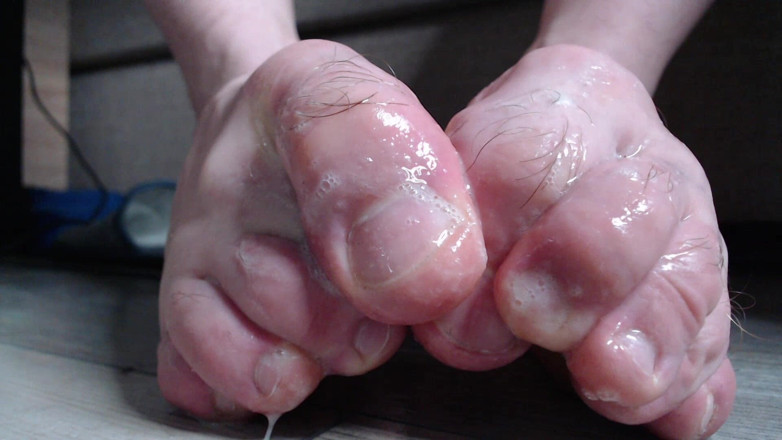 Hunky time: Feet and Drool