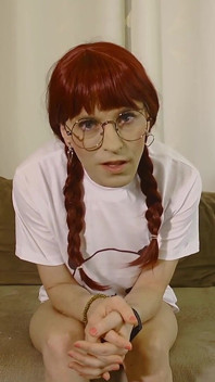 Transsexuala tânără vrea pule mari! Pula ta mică este numai bună pentru pizdă! Instrucțiuni de masturbare - penis mic german