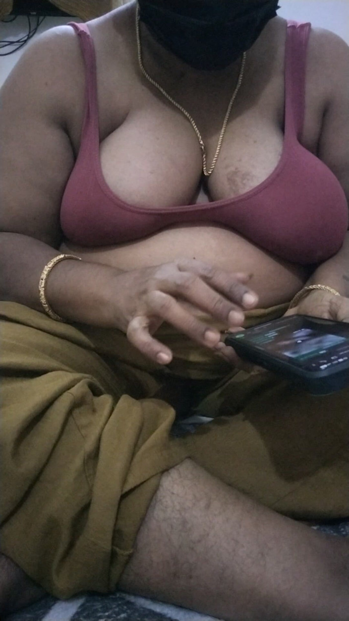 Priya aunty: Dirty Talking on Bed
