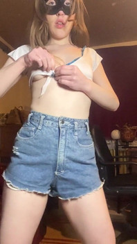 Striptis Cewek Kurus