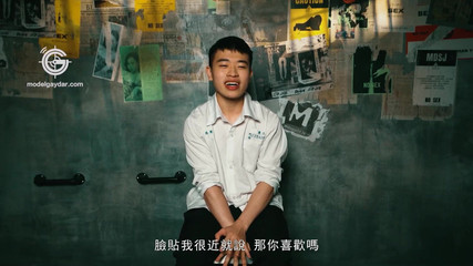 Model Media Cam: GIF-011 сильная студентка / теряет свою суть и превращается в взрослую