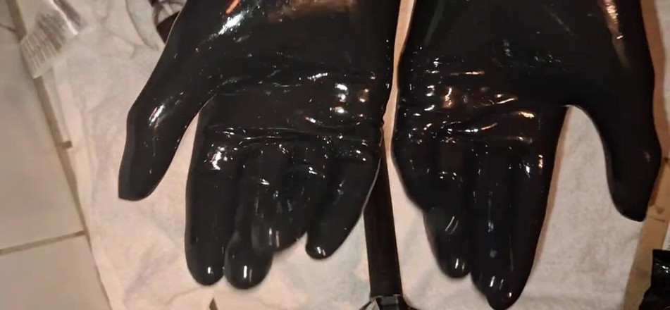 Dreamofevolution: Gants en latex