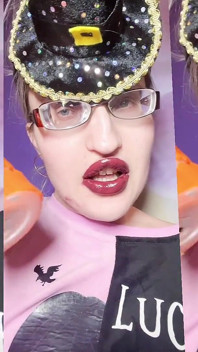 Îmi aparțin soția ta sissys acum de La Findom Goaldigger